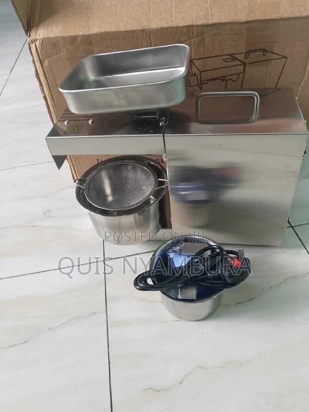 Oil Pressing Machine. - thumbnail 3