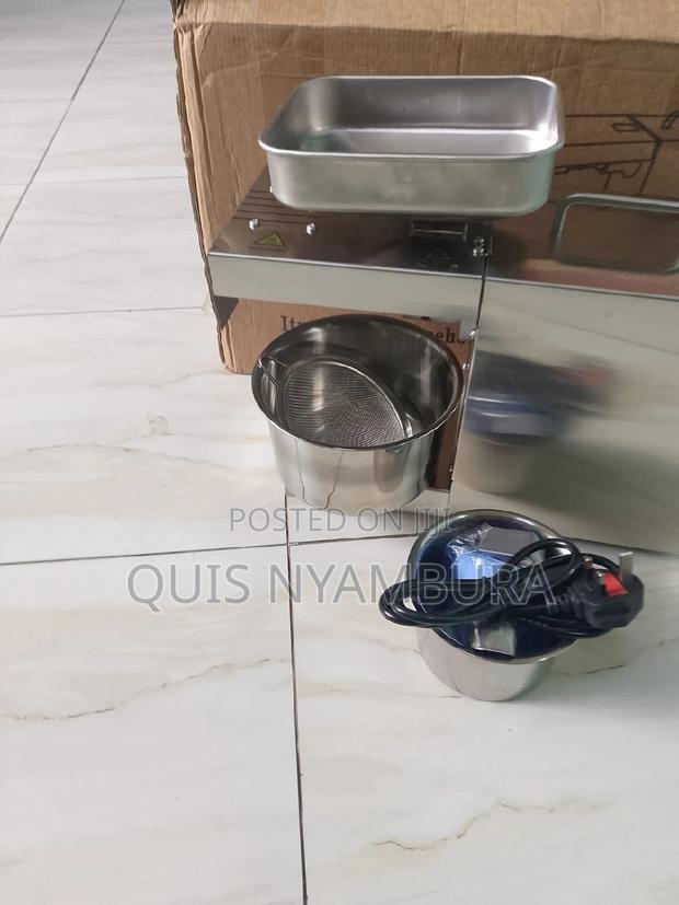 Oil Pressing Machine. - thumbnail 4