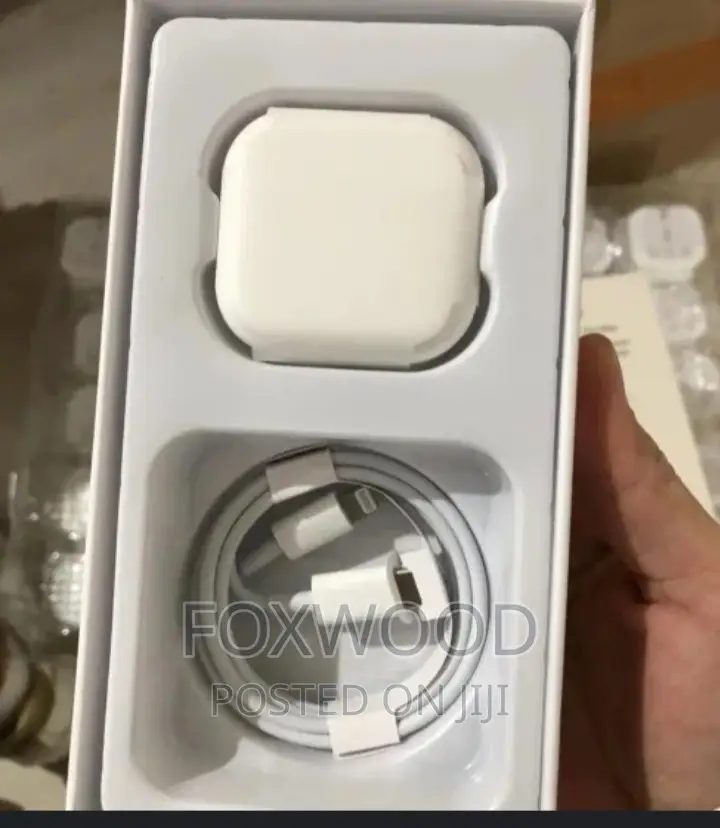 Original iPhone 15 - 15 Pro Max Charger