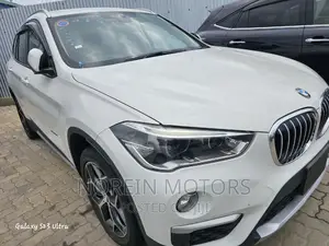 BMW X1 xDrive28i AWD 2016 Off white