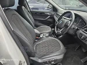 BMW X1 xDrive28i AWD 2016 Off white