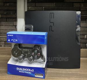 Ex UK Playstation 3 - thumbnail 2