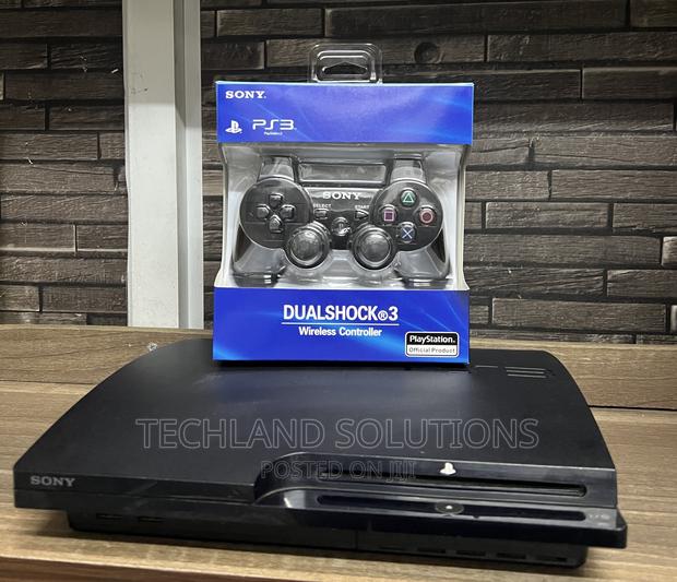 Ex UK Playstation 3 - thumbnail 4