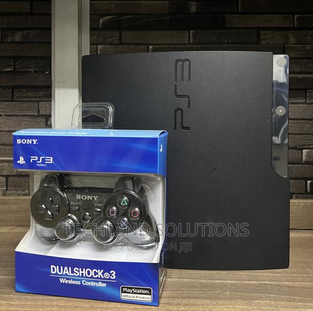 Ex UK Playstation 3 - thumbnail 3