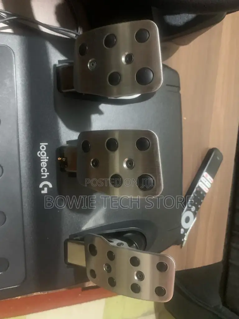 Logitech G29 Driving Wheel Ps4/Ps5 Used