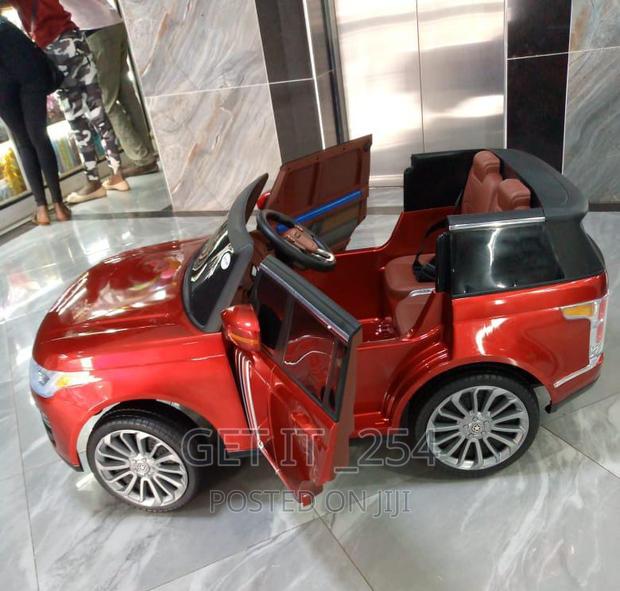 Range Rover - main view