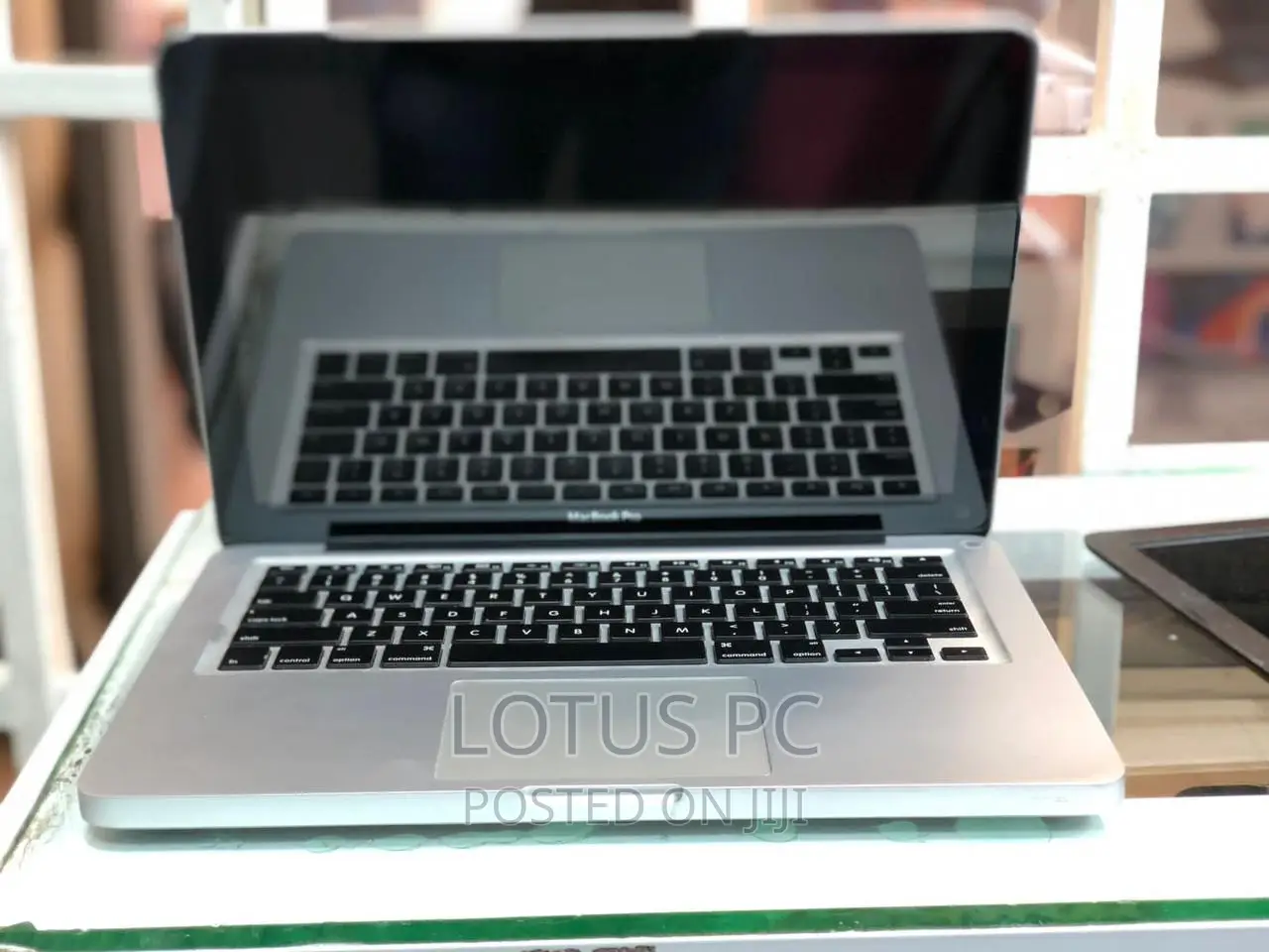 Laptop Apple MacBook Pro 4GB Intel Core I5 HDD 500GB