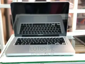Laptop Apple MacBook Pro 4GB Intel Core I5 HDD 500GB