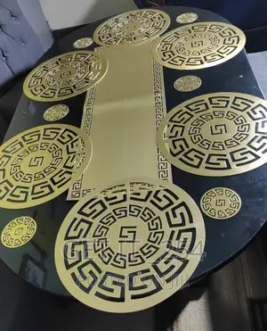 13pcs Versace Table Set 
✅6 Table Mats 
✅6 Coasters