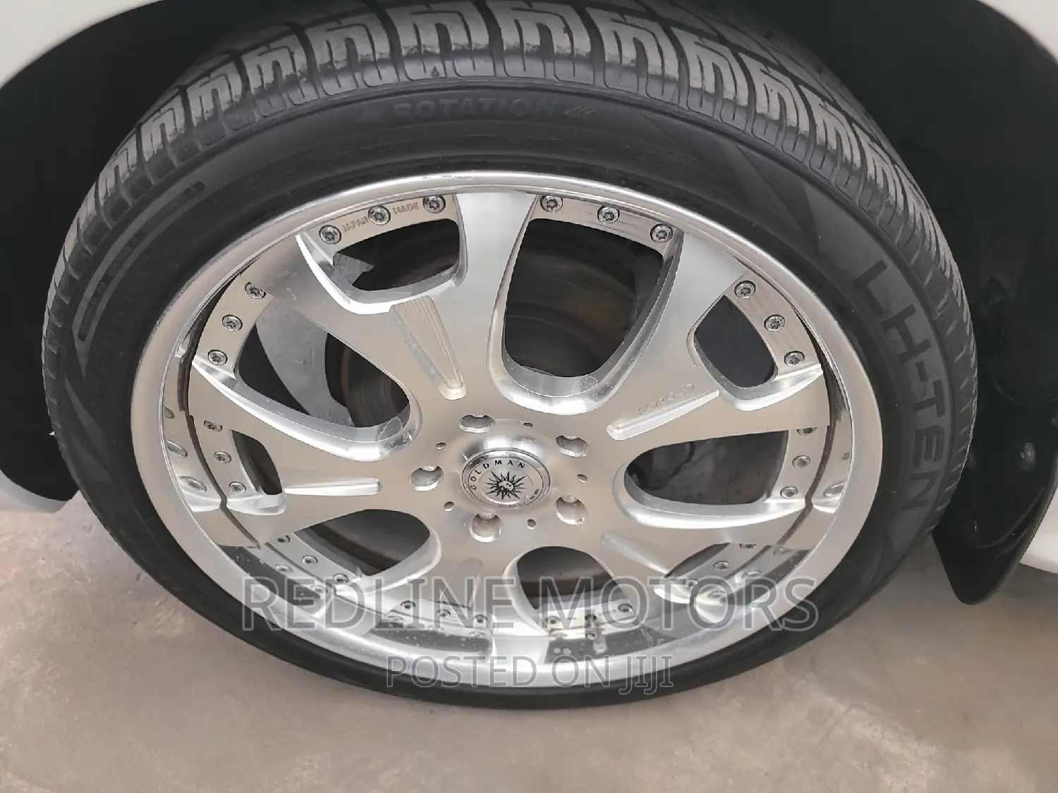 Toyota Land Cruiser 4.6 V8 AX 2016 Pearl