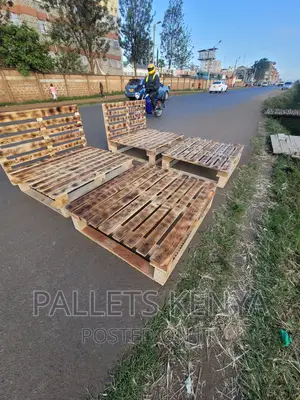 Pallet Bed- 4*6 Pallet Bed. (#CL05)