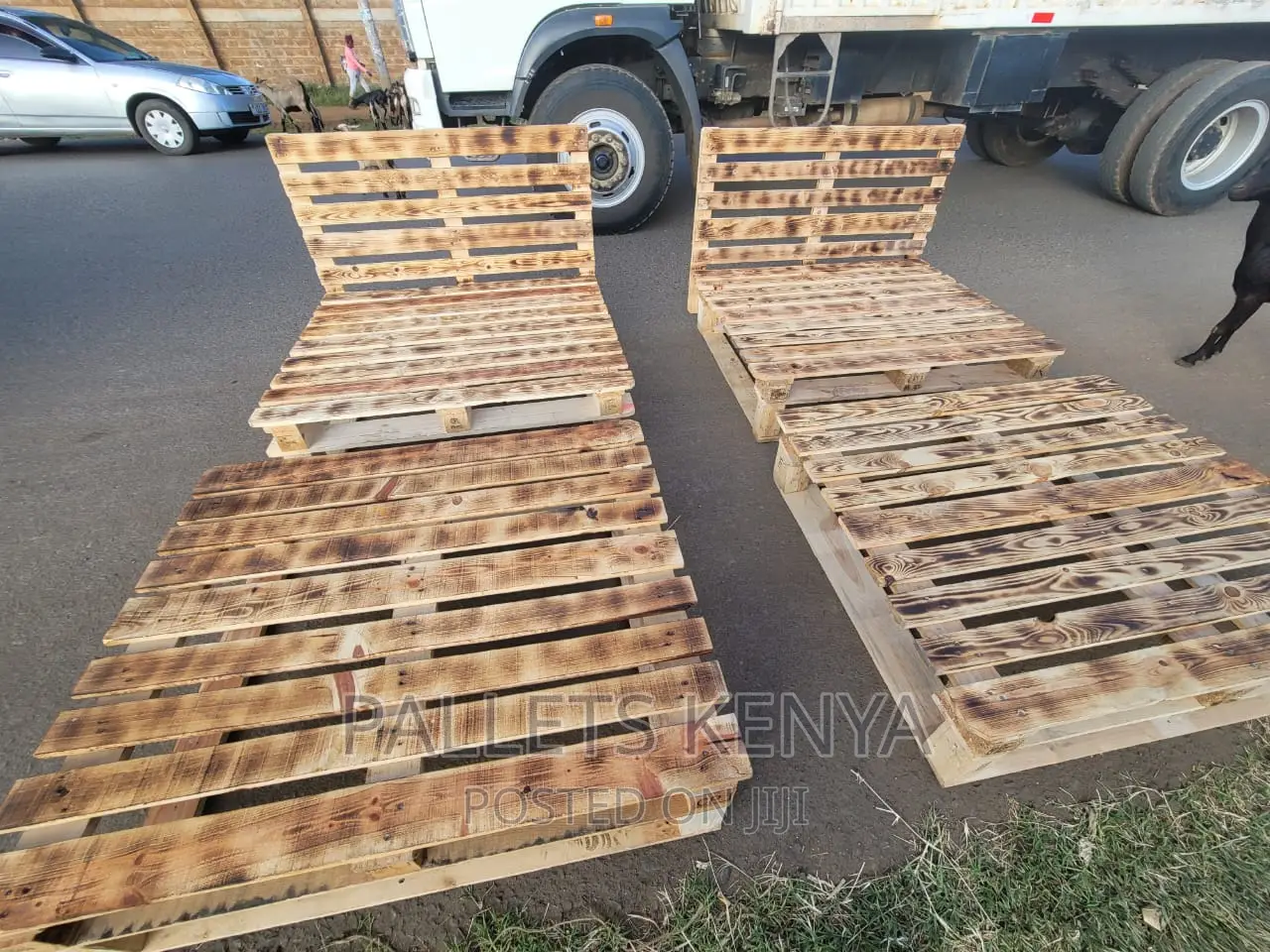 Pallet Bed- 4*6 Blazed Pallet Bed .(#CL011)