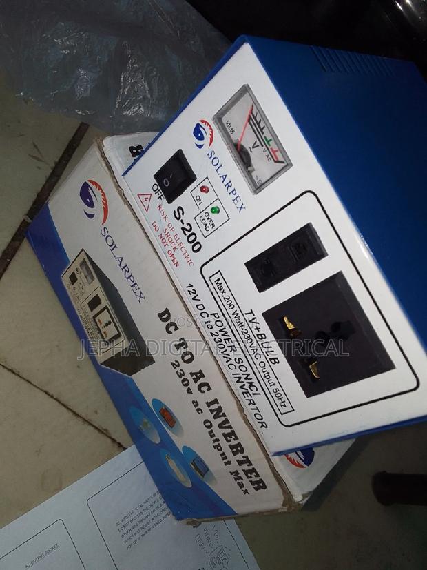 DC to Ac Inverter,230v Ac Output Max,150-200w - main view
