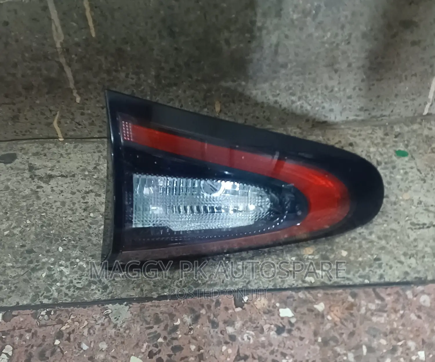 Toyota Sienta Bootlight 2015 Model Red and Black