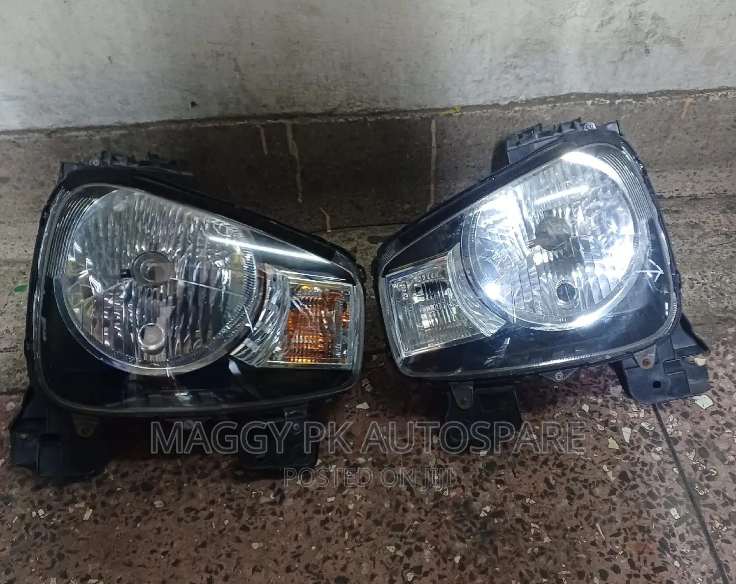 Suzuki Alto 2015 Headlight Non Xenon