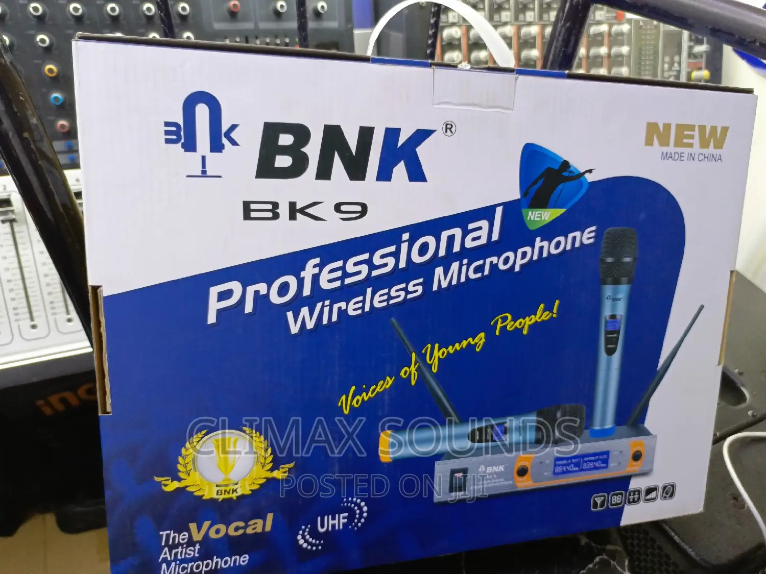 BNK Bk 9 Professional Wireless Microphone ;: