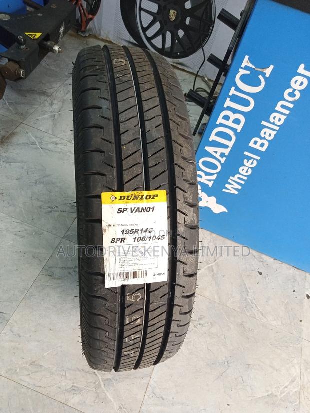 195R14C Dunlop Tyre