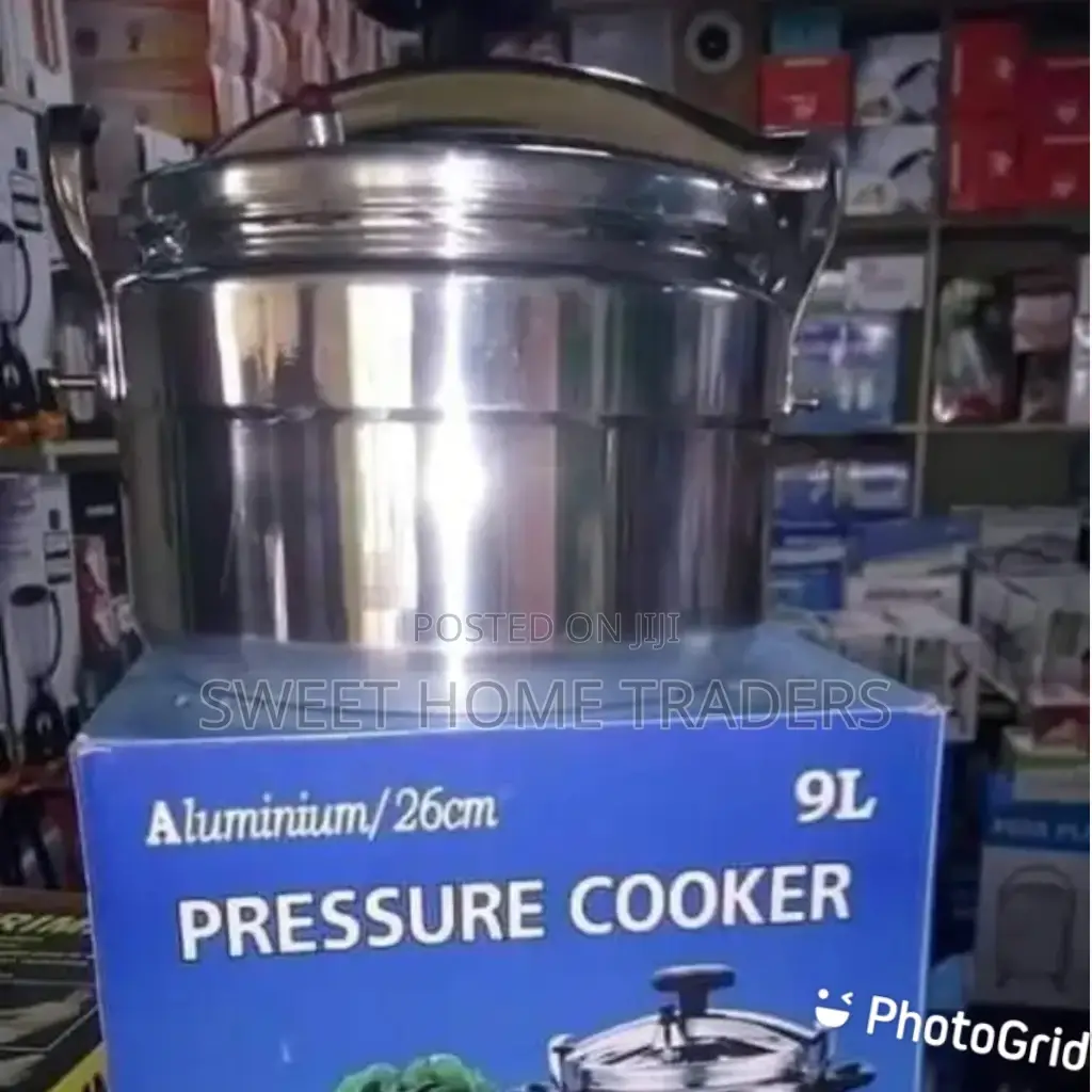7 Litre Pressure Cooker 26cm