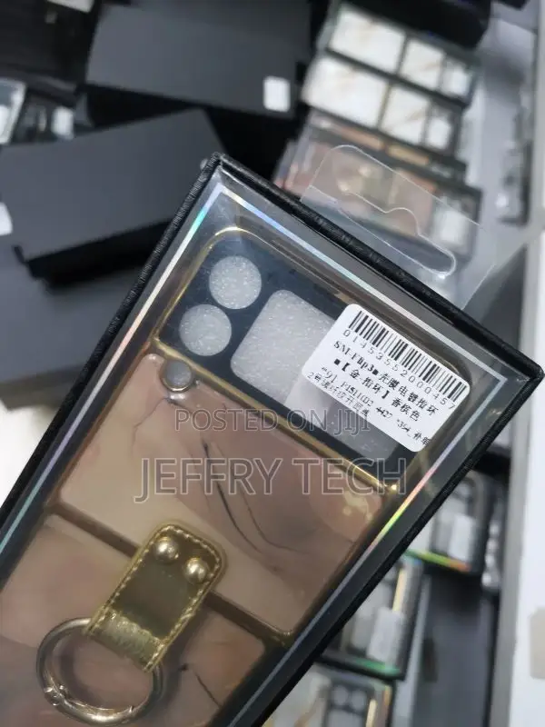 Marble With Ring Case for Samsung Galaxy Z Flip3 - Gold