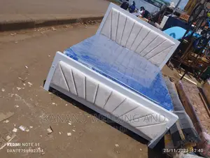 Chester Bed