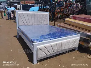 Chester Bed