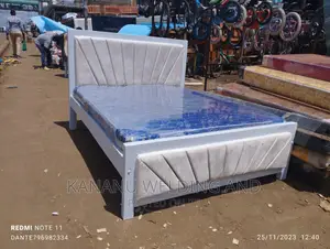 Chester Bed