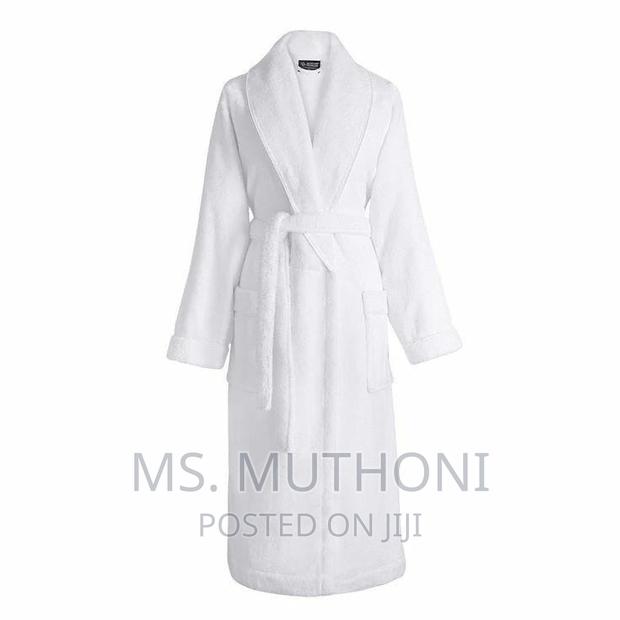 Bathrobes White With Quality Material - thumbnail 2