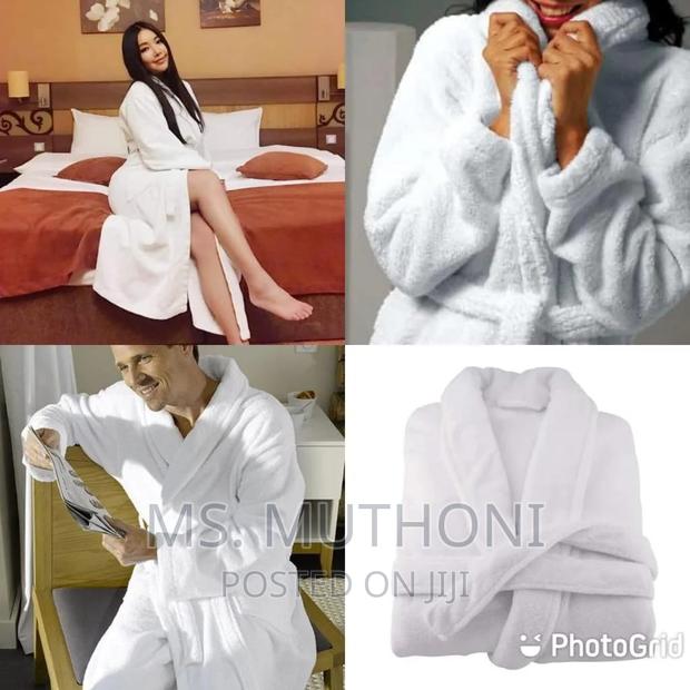 Bathrobes White With Quality Material - main view