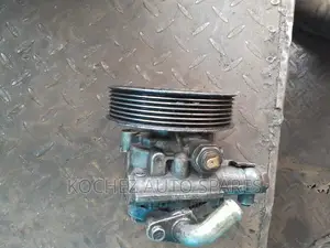 Mitsubishi Pajero(Makai) 6G74 Power Steering Pump