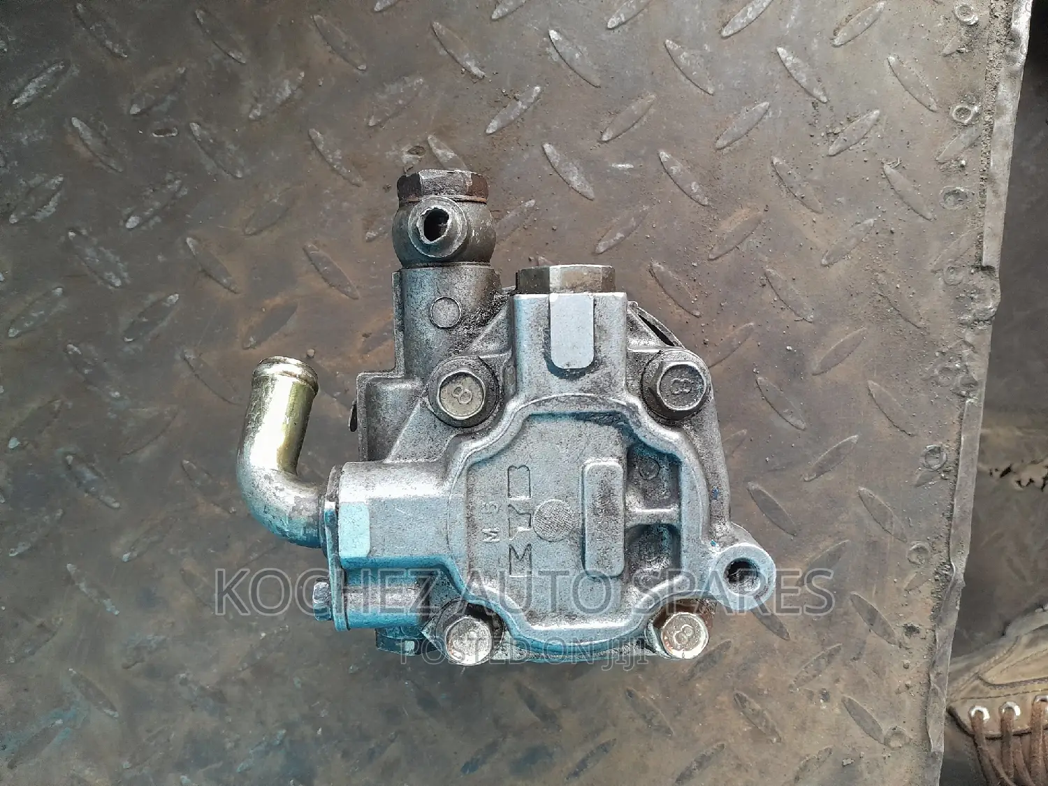 Mitsubishi Pajero(Makai) 6G74 Power Steering Pump