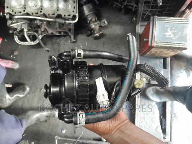 Hand Pump for Hiace 7L Box 4wd