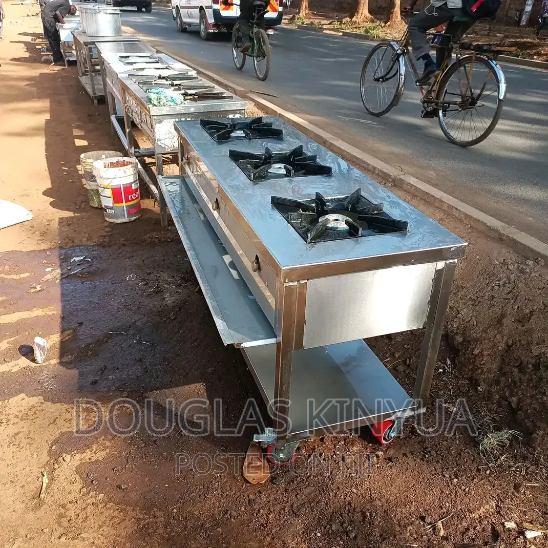 Commercial Gas Cooker ( Three Burners).