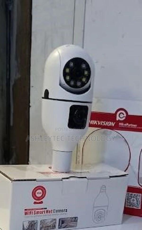 1080P Dual Lens Dual Screen Bulb Camera Two Ways Audio