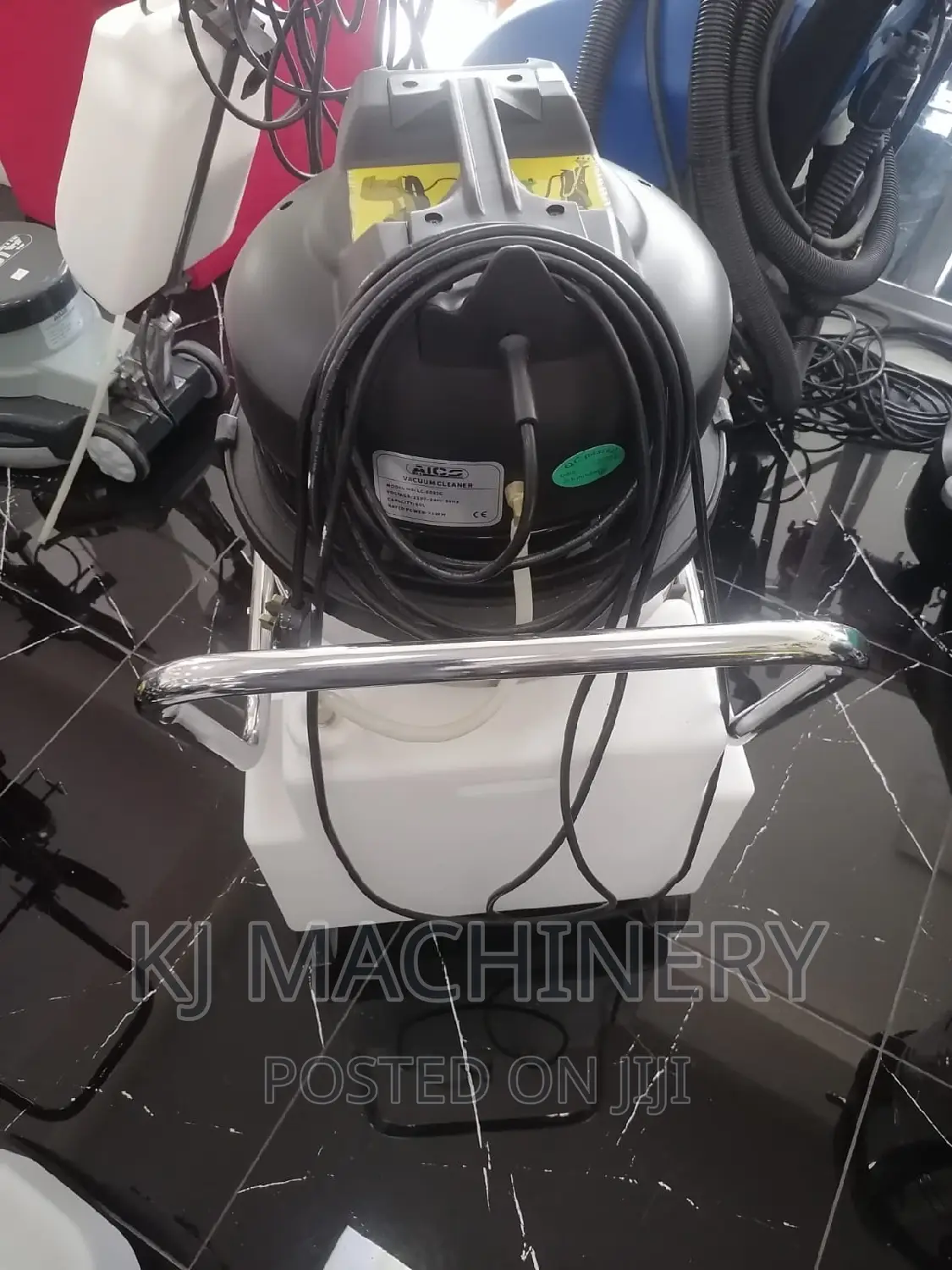 Wet and Dry Carpet Cleaning Machine-60litres Capacity