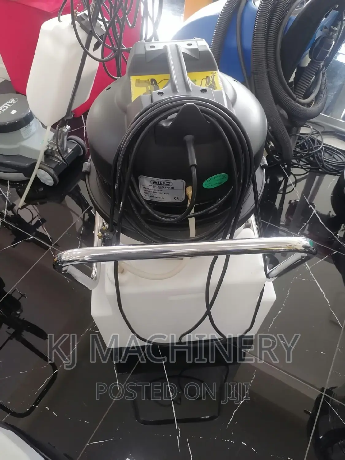 Wet and Dry Carpet Cleaner -AICO BRAND