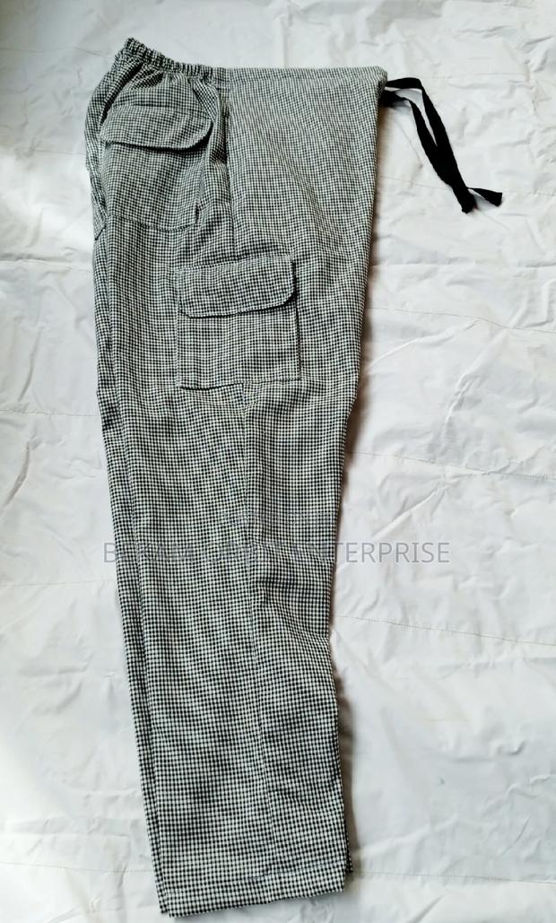 4 Side Pockets Back Patch Pocket Customized Checkered Pant - main view
