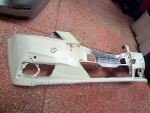 Toyota Crown Athlete (2013-2015) Front Bumper Assembly