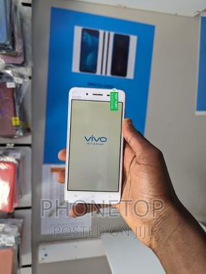 Vivo V3 16 GB Gold - main view