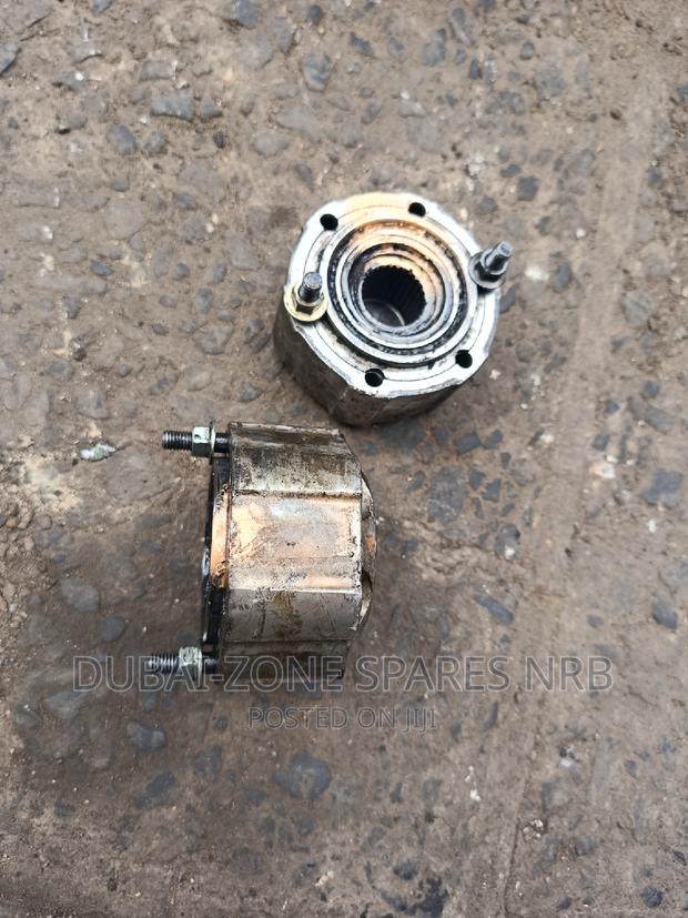 Nissan Hardbody Front Free-Hubs 28-Spines Now Available. - thumbnail 6