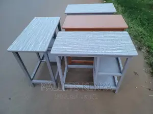 Kitchen Table.(FG03)