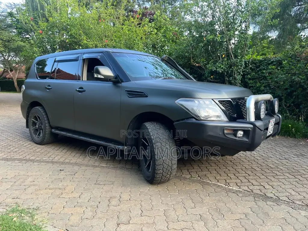 Nissan Patrol 2013 Gray