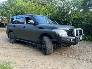 Nissan Patrol 2013 Gray