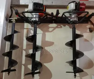 Earth Auger Machine 2 Stroke Petrol Powered