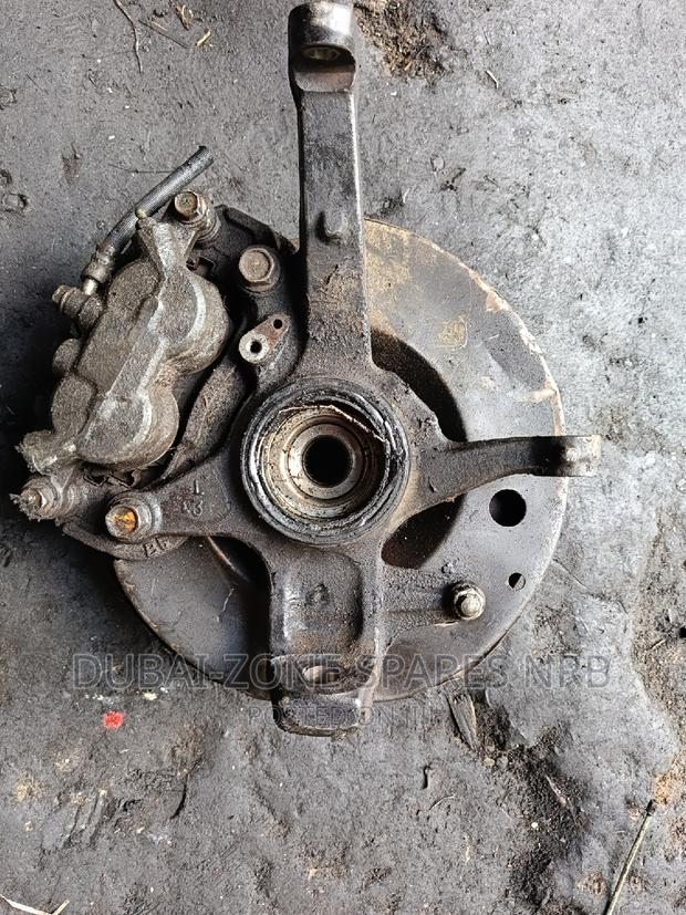 Ford Ranger Front Wheel Hub Complete 26 28-Spines. - thumbnail 6