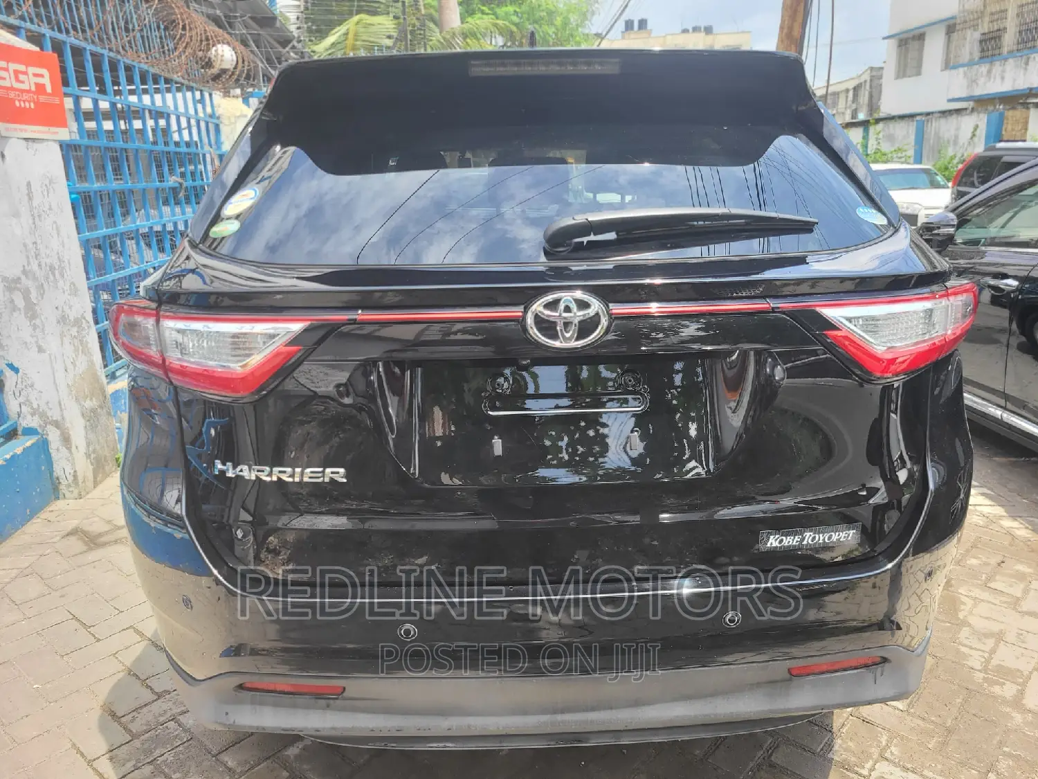 Toyota Harrier 2.0 Turbo 2017 Black