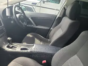 Toyota Avensis 2016 Pearl