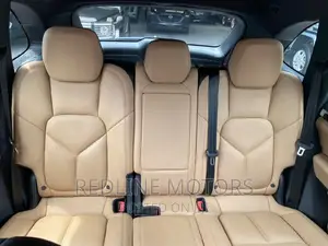 Porsche Cayenne Turbo AWD 2016 Gray