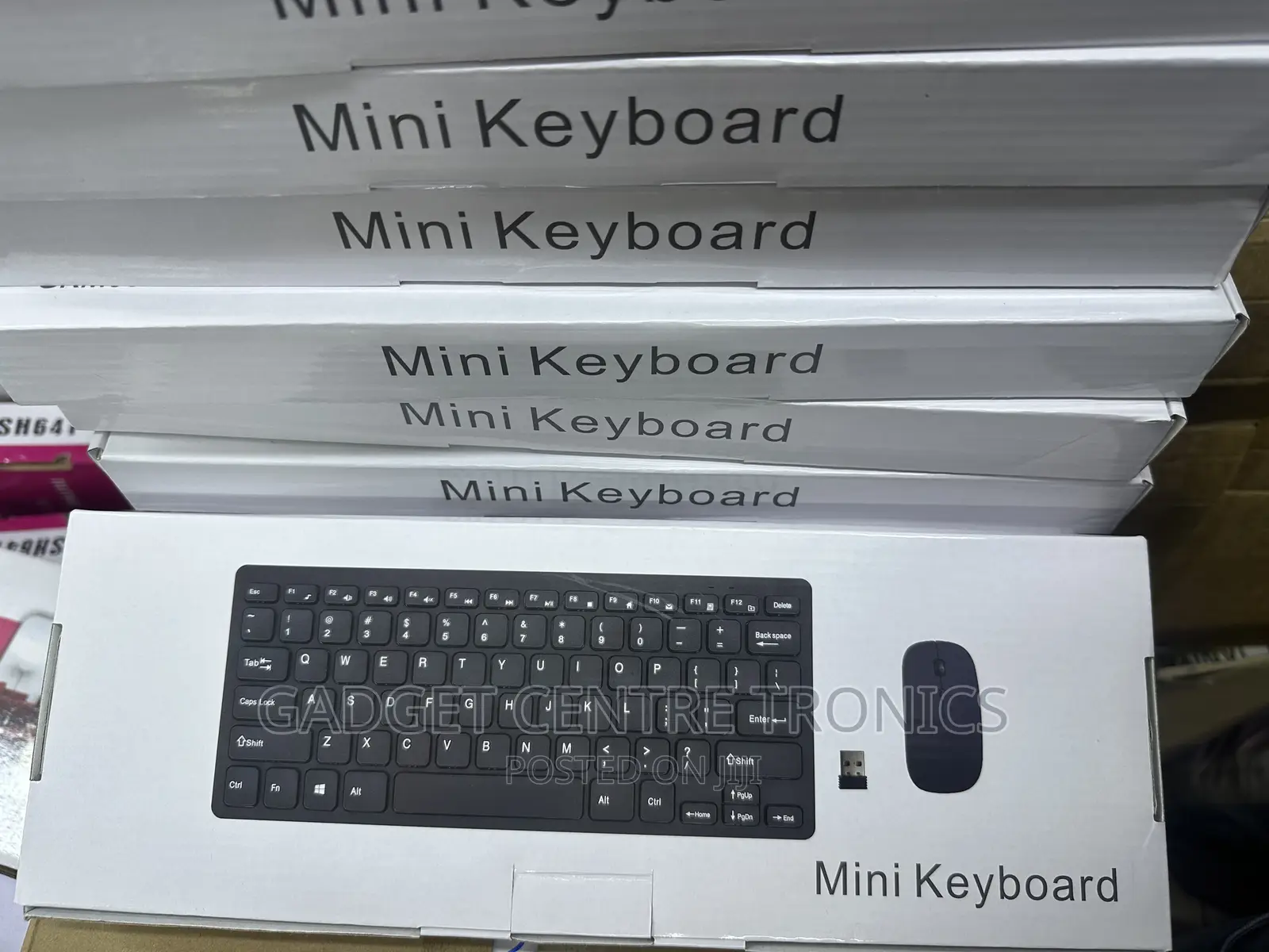 Mini Wireless Keybboard