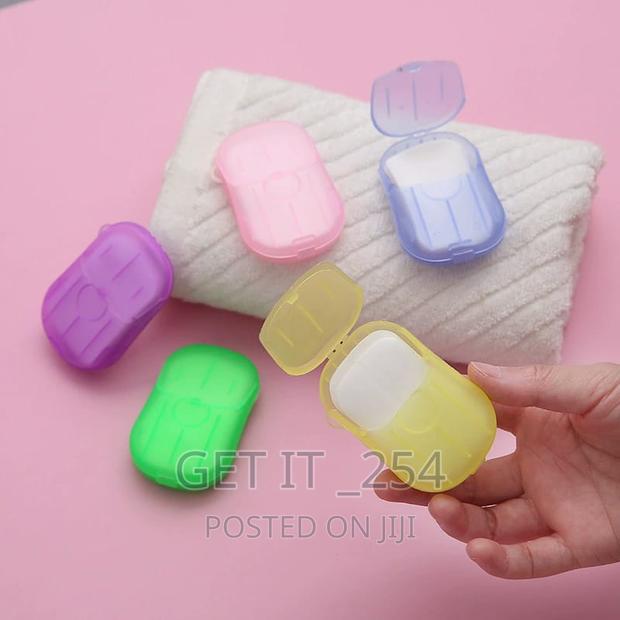200 Pack Sewing Kit One Pack to Make Life More Convenient! - thumbnail 2