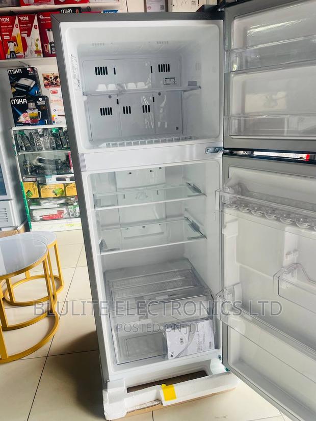 Lg Refrigerator - thumbnail 2